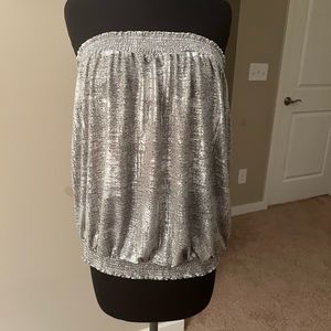 Cute Anthropologie flowy tube too that can be worn a couple ways. Never worn.